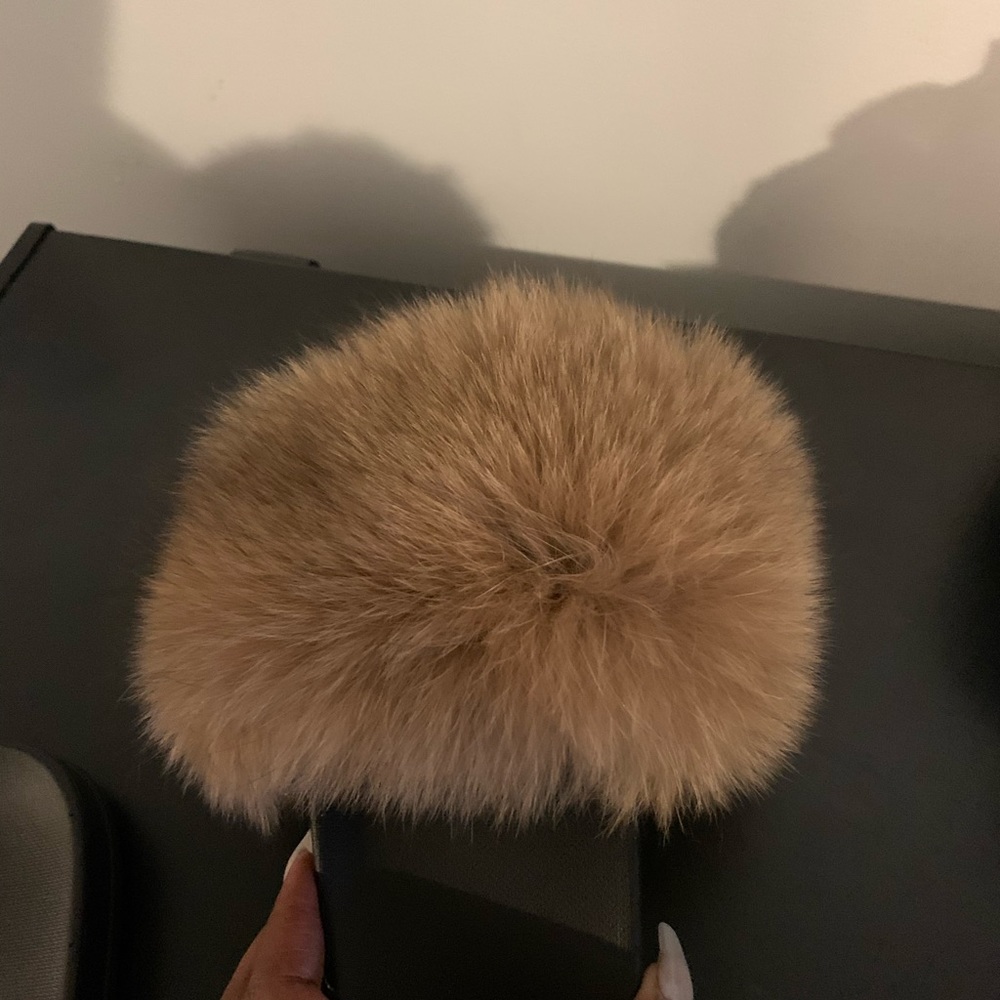 Fox Fur Slides - Picture 2 of 2
